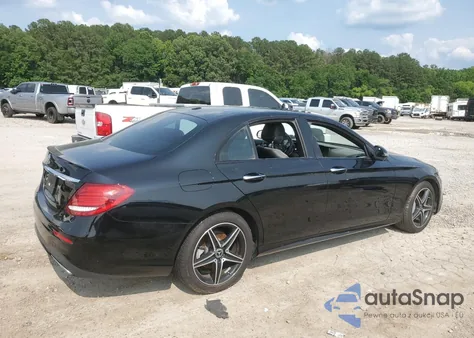 2019 Mercedes-Benz E 300 z USA, uszkodzony, nr VIN WDDZF4JB4KA512604